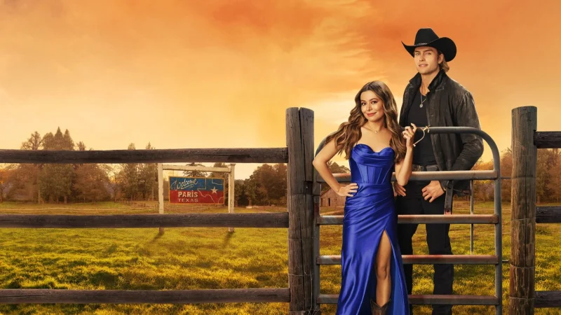 Một Paris Rất… Sai