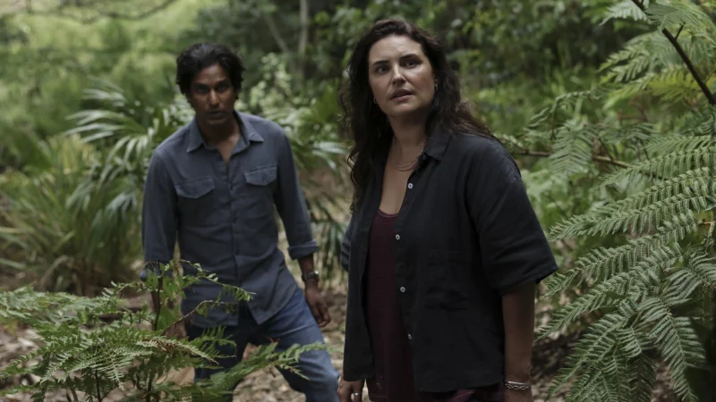 Bí Ẩn Trò Chơi Gracie Darling